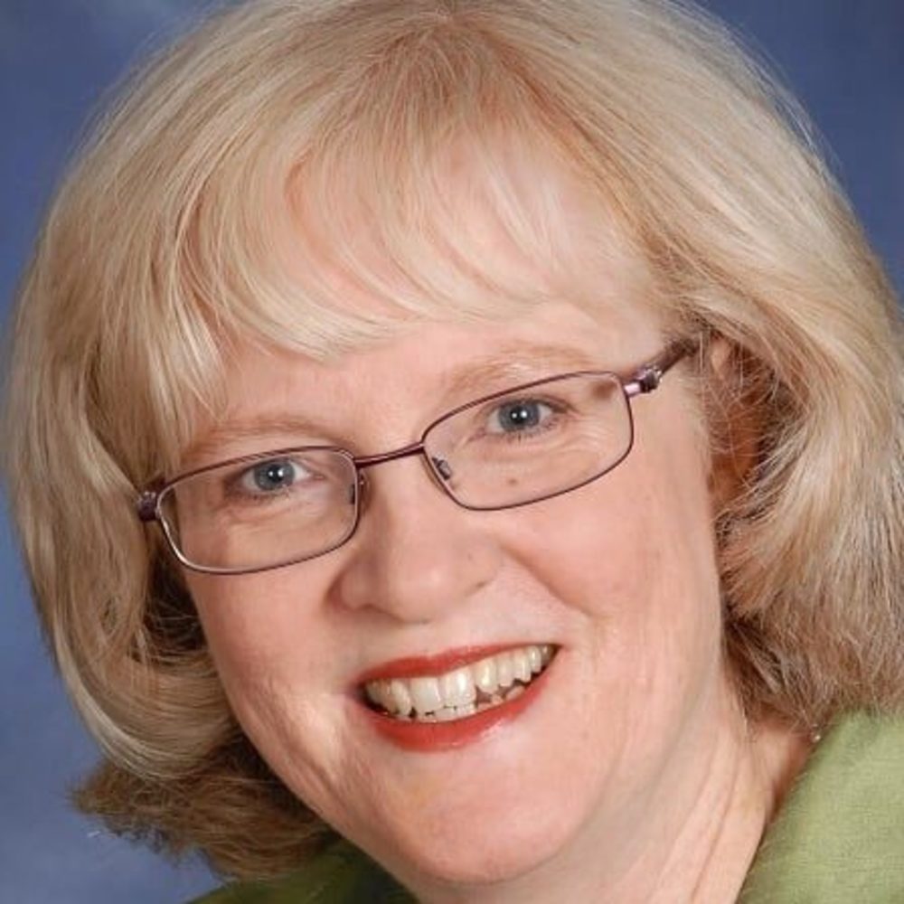 Meet your Posher, Carolyn
